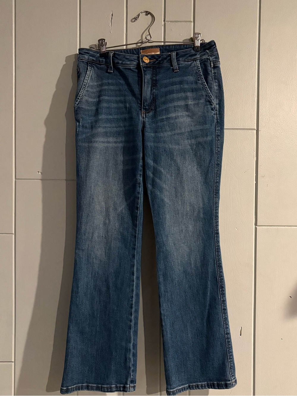 KUT from the Kloth Kelsey Ankle Flare Jeans Size 2 Medium Wash